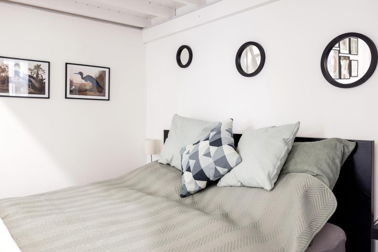 Charming Downtown Hideaway Steps From New York Cafe! Budapeste Exterior foto